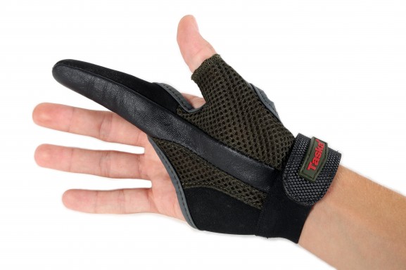 TASKA Casting Glove 